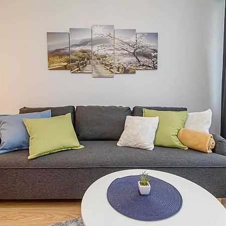 Bright Apartment,For 1-4,Near Old Town Vilnius Ngoại thất bức ảnh