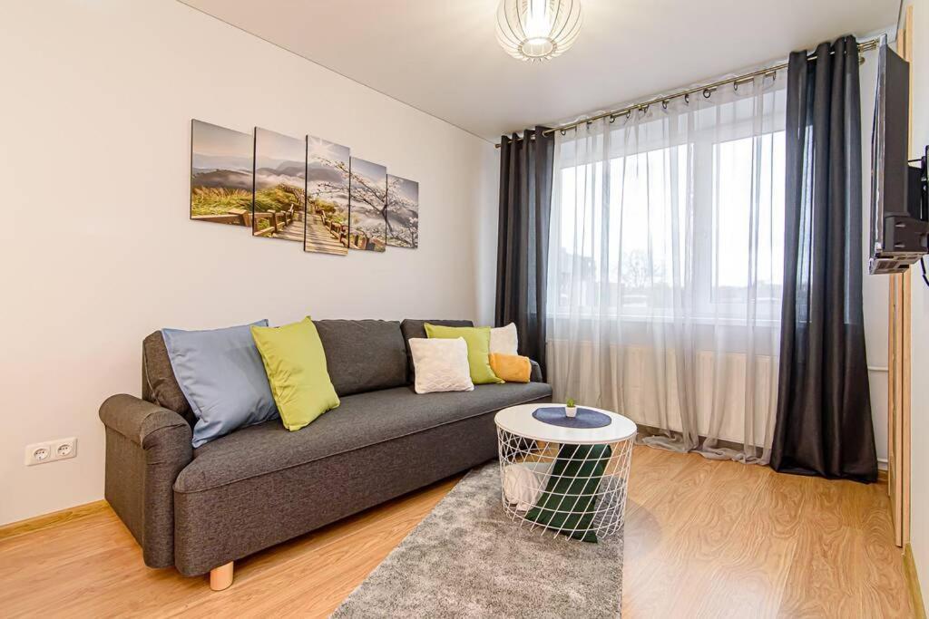 Bright Apartment,For 1-4,Near Old Town Vilnius Ngoại thất bức ảnh